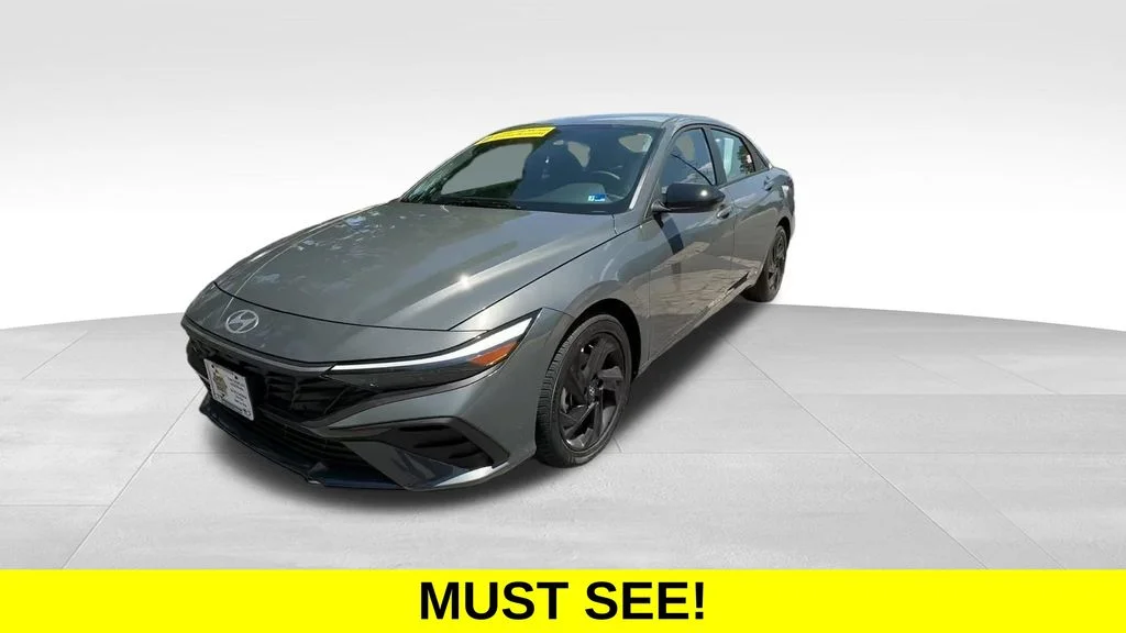 Used 2026 Ecotronic Gray Hyundai SEL Sport image 3