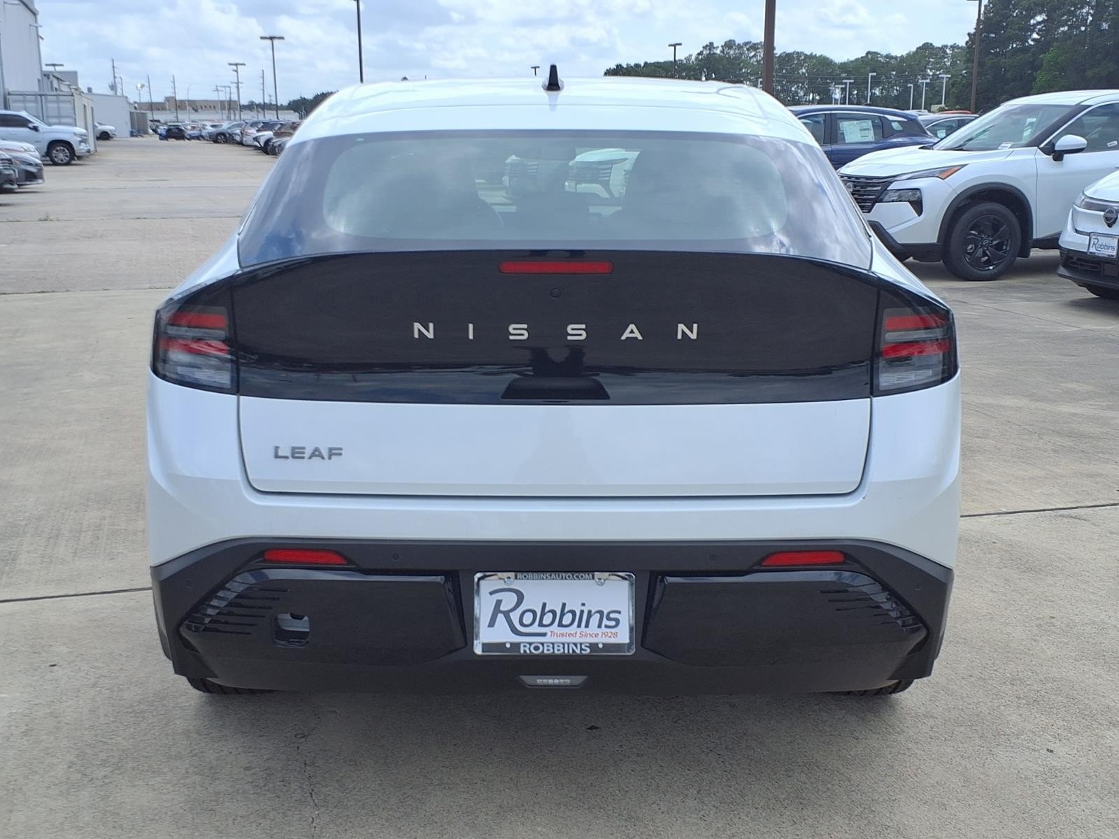 New 2026 Everest White Pearl TriCoat Nissan SV+ image 6