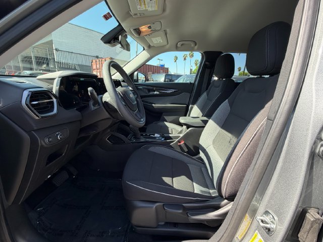 Used 2026 Gray Chevrolet LT image 28
