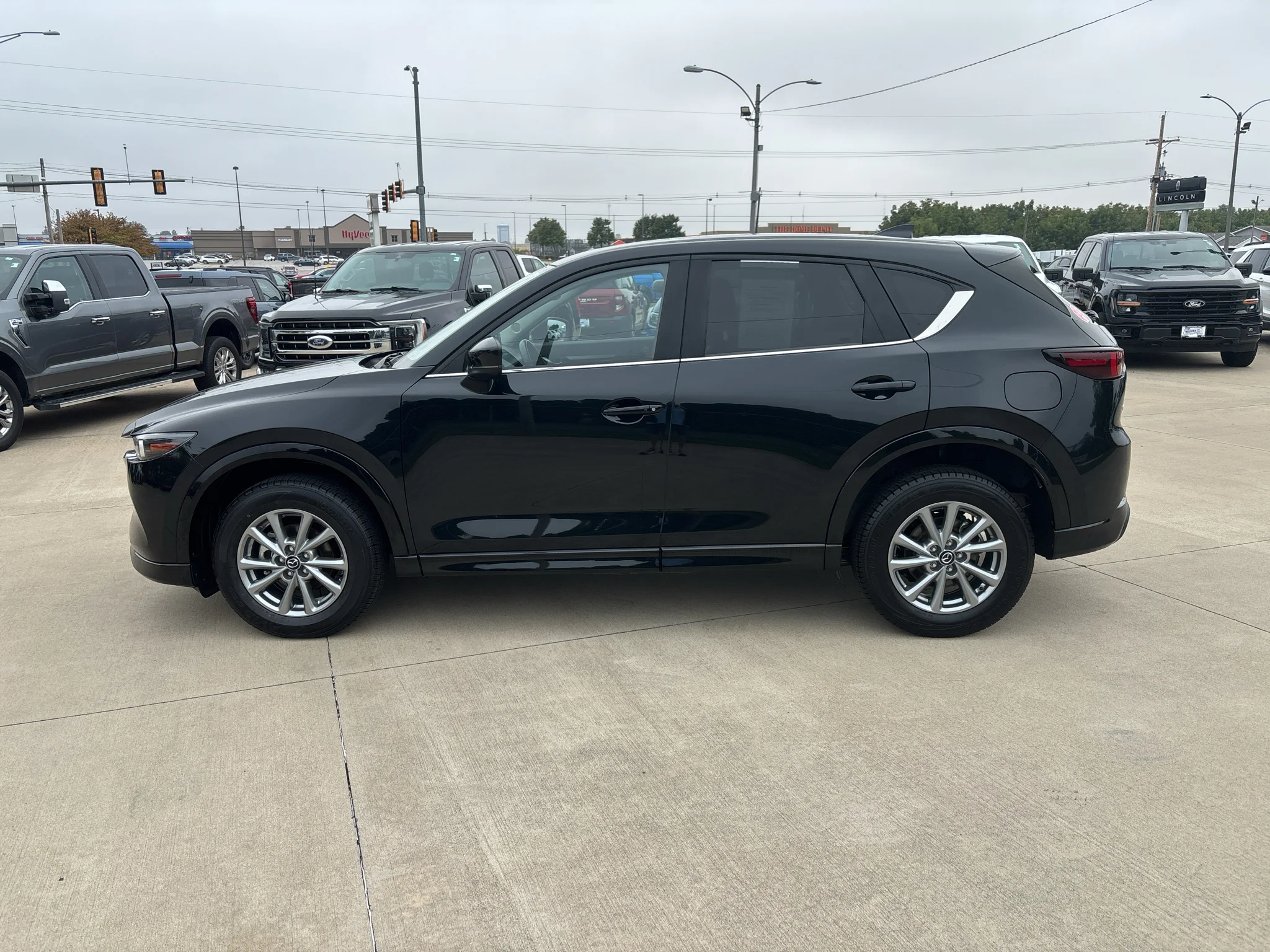 Used 2025 Jet Black Mica Mazda 2.5 S Preferred Package image 2