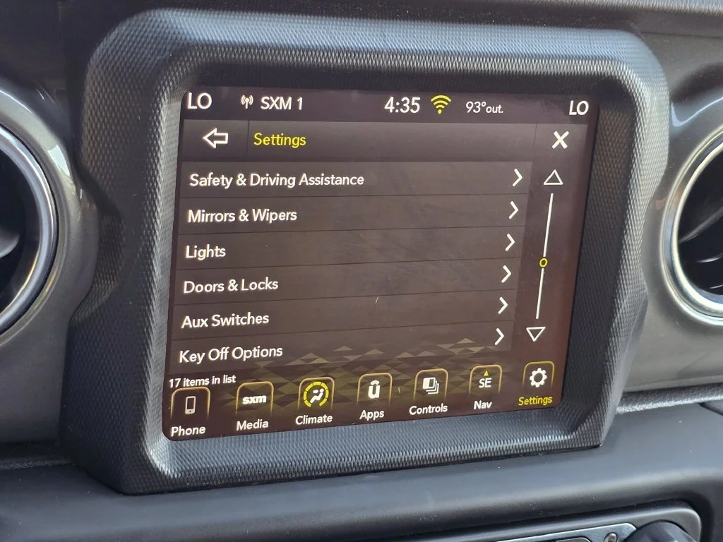 Used 2022 Gray Jeep Unlimited Sahara image 42