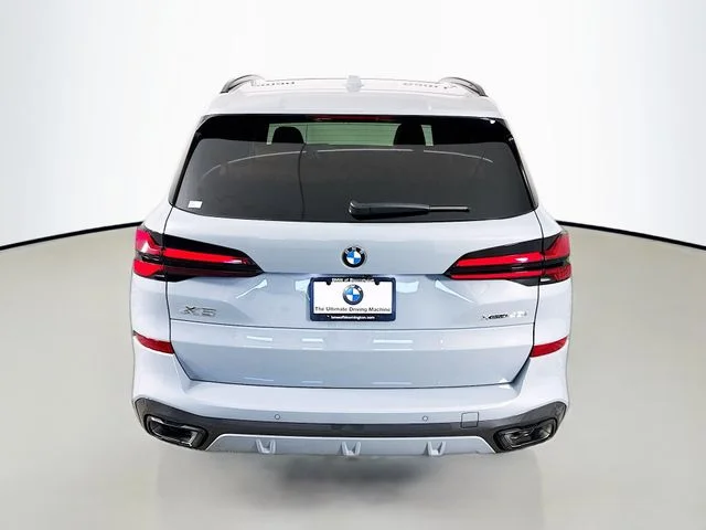 New 2026 Gray BMW xDrive40i image 6