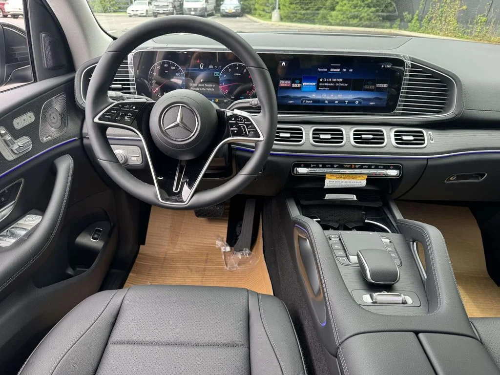 New 2026 Black Mercedes-Benz GLS 450 image 5