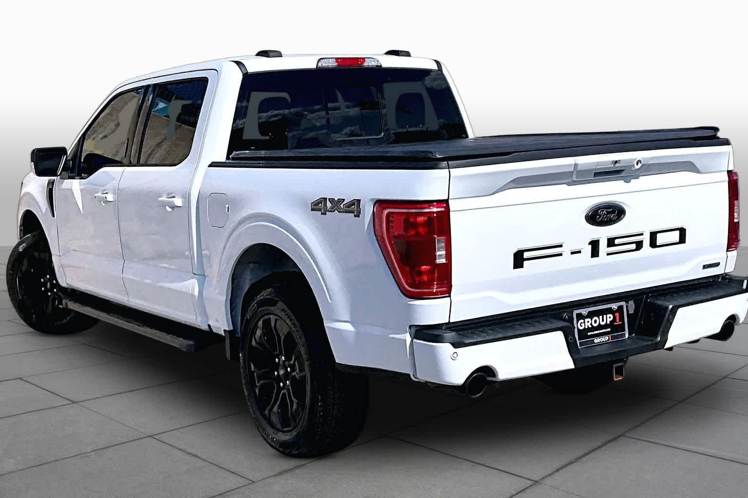 Used 2023 Oxford White Ford XLT image 12