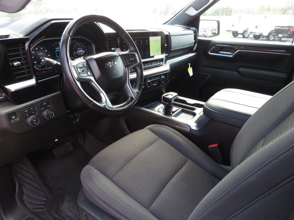 Used 2023 Ash Chevrolet RST image 18