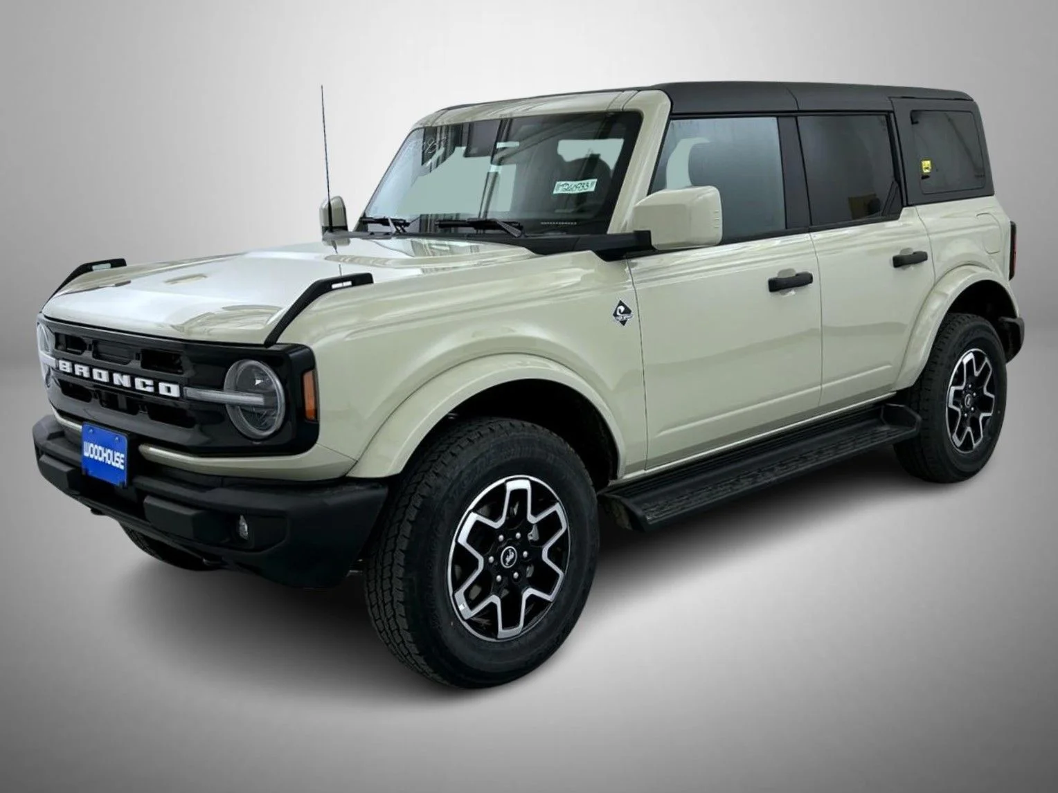 2026 Ford Bronco Outer Banks 4x4's photo