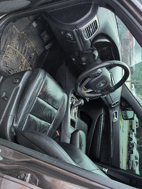 Used 2019 Brown Jeep Limited image 6
