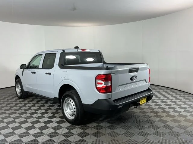 New 2026 Space White Metallic Ford XL image 7