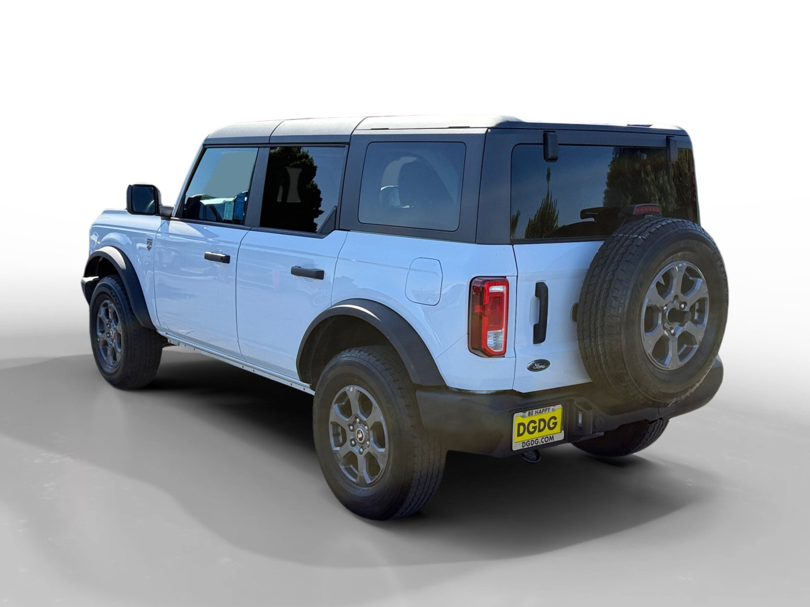 Certified Used 2025 Oxford White Ford Big Bend image 3