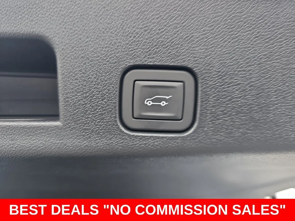 2026 Chevrolet Traverse LT - Photo 14