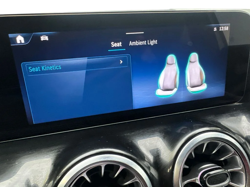Used 2025 White Mercedes-Benz GLA 250 image 61