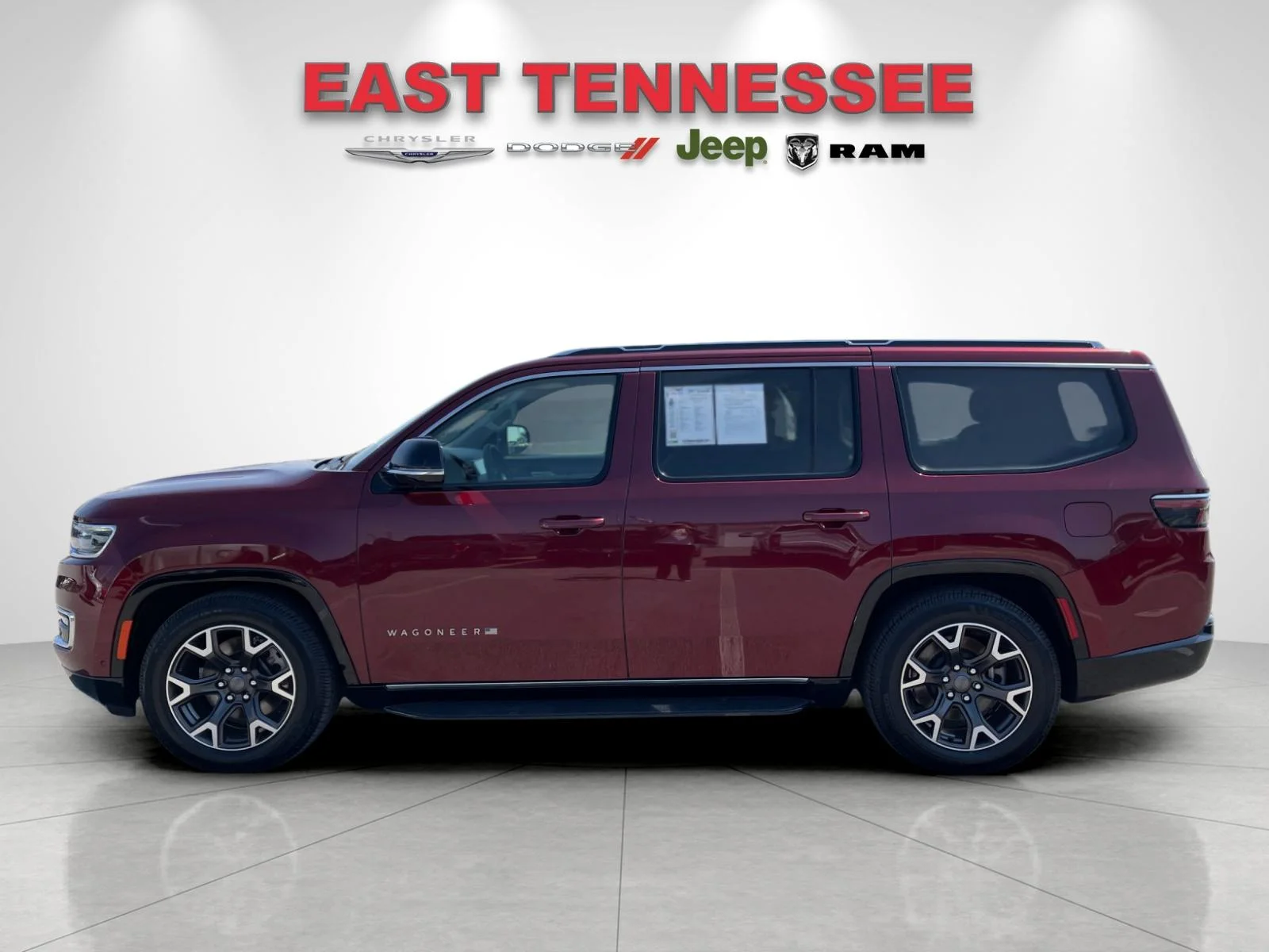 Used 2024 Red Jeep Series III image 6