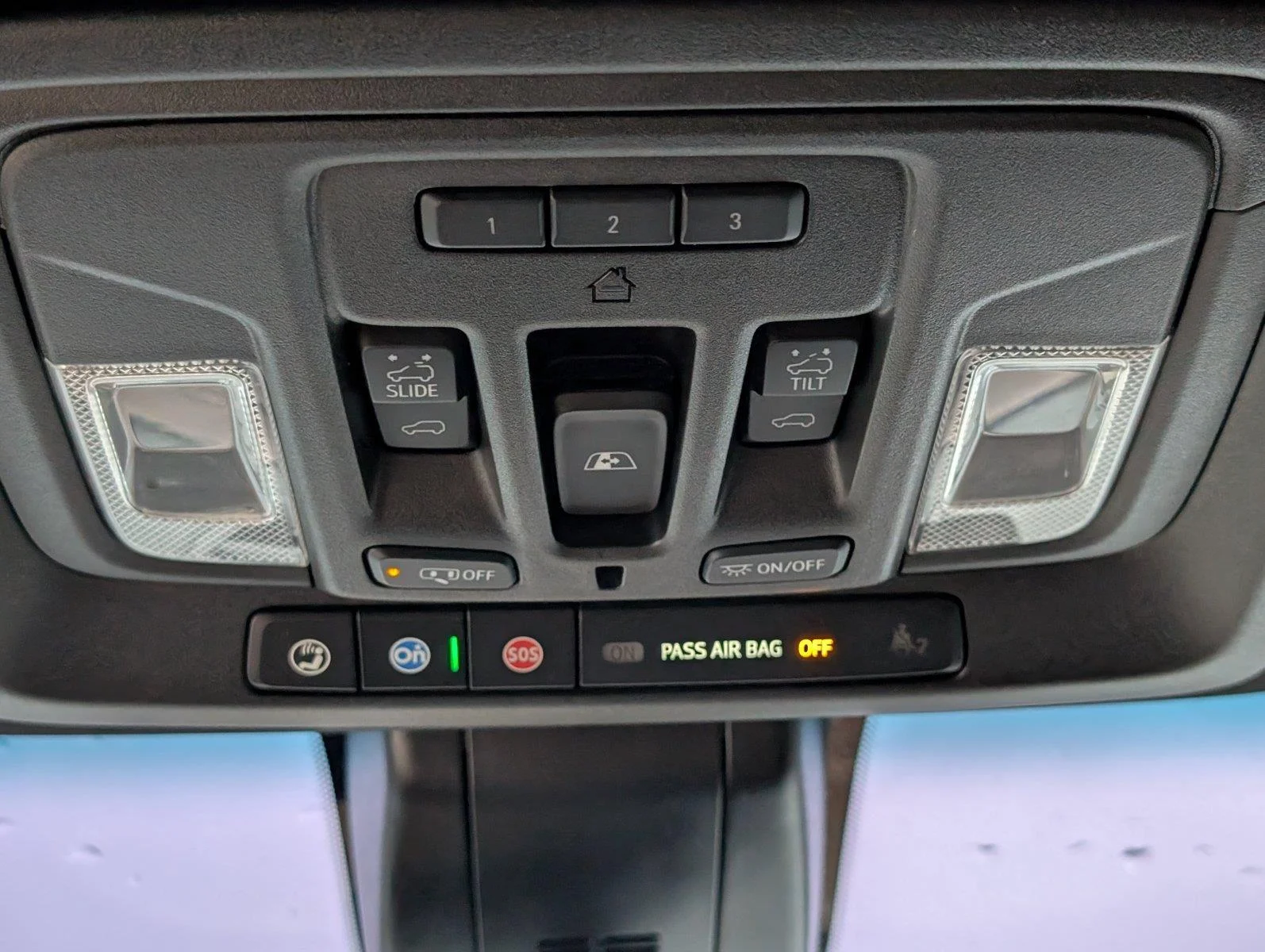 Used 2022 NORTHSKY BLUE METALLIC Chevrolet High Country image 21