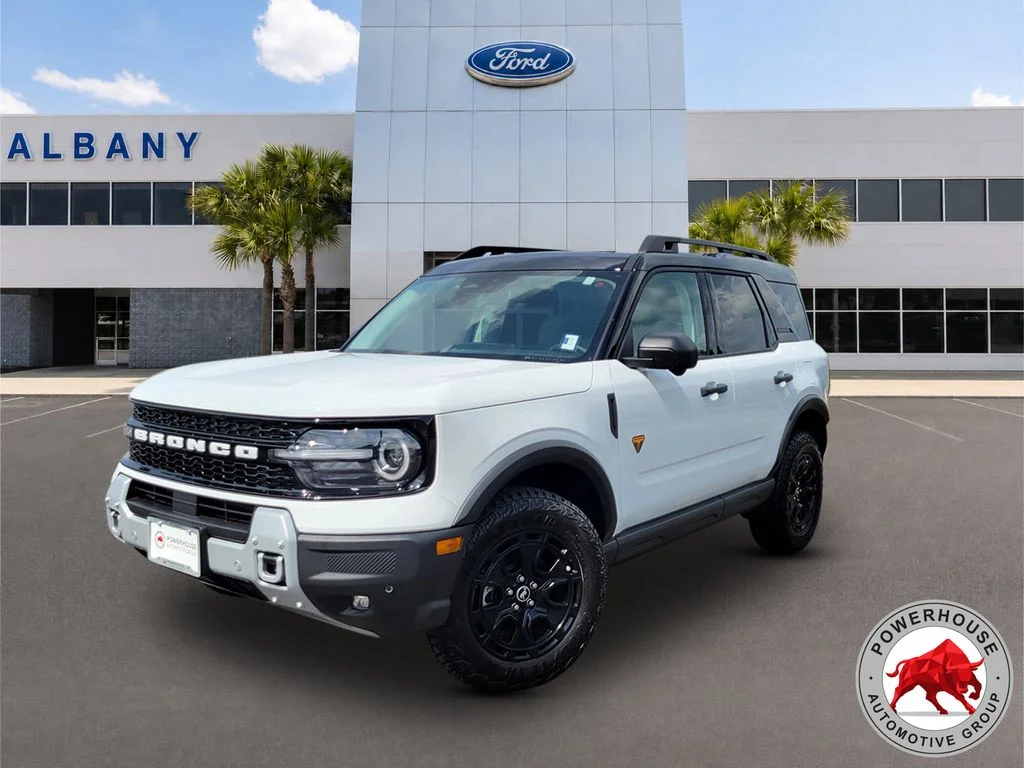 Used 2026 White Ford Badlands image 1