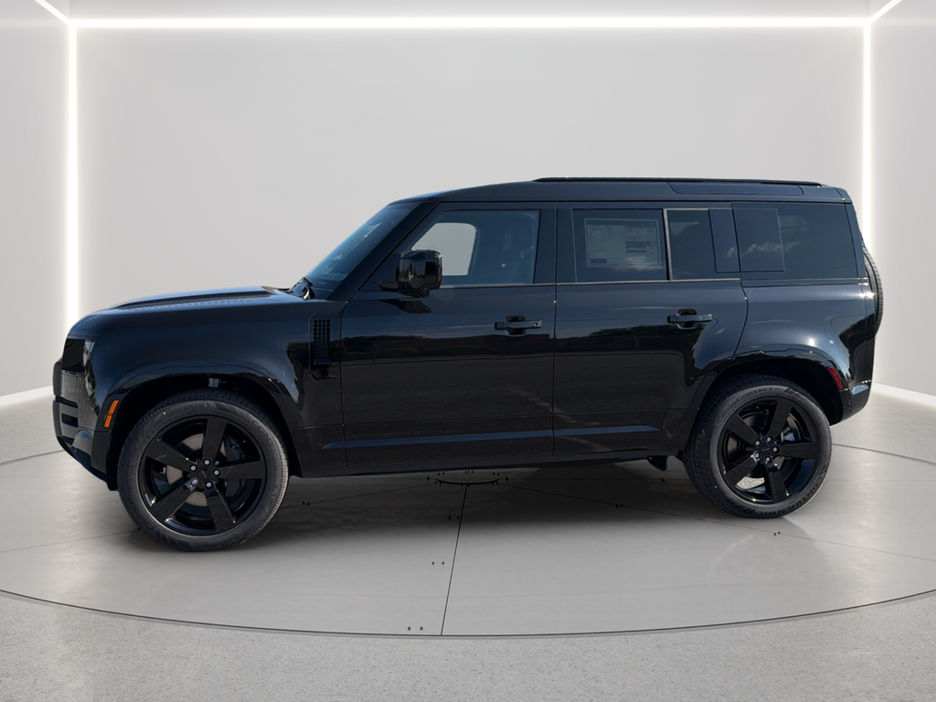 New 2026 Santorini Black Land Rover X-Dynamic SE image 13