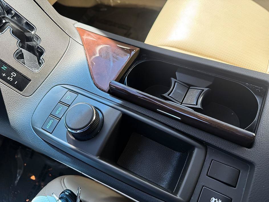 Used 2013 Gray Pearl Lexus 350 image 31