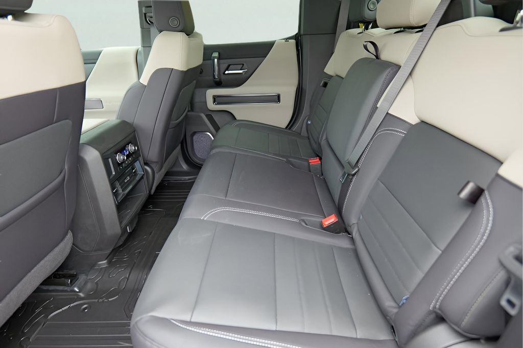 2026 GMC HUMMER EV 2X - Photo 23