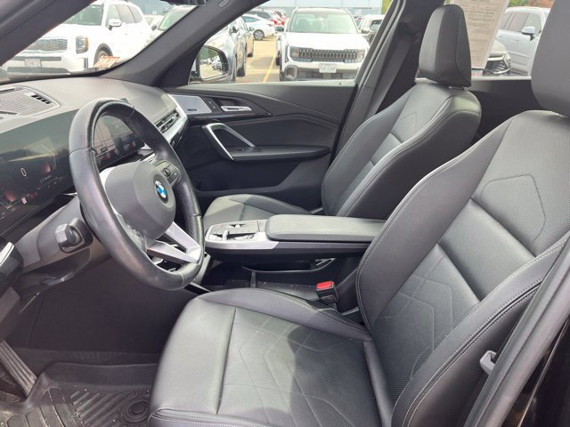 Used 2023 Black Sapphire Metallic BMW xDrive28i image 12