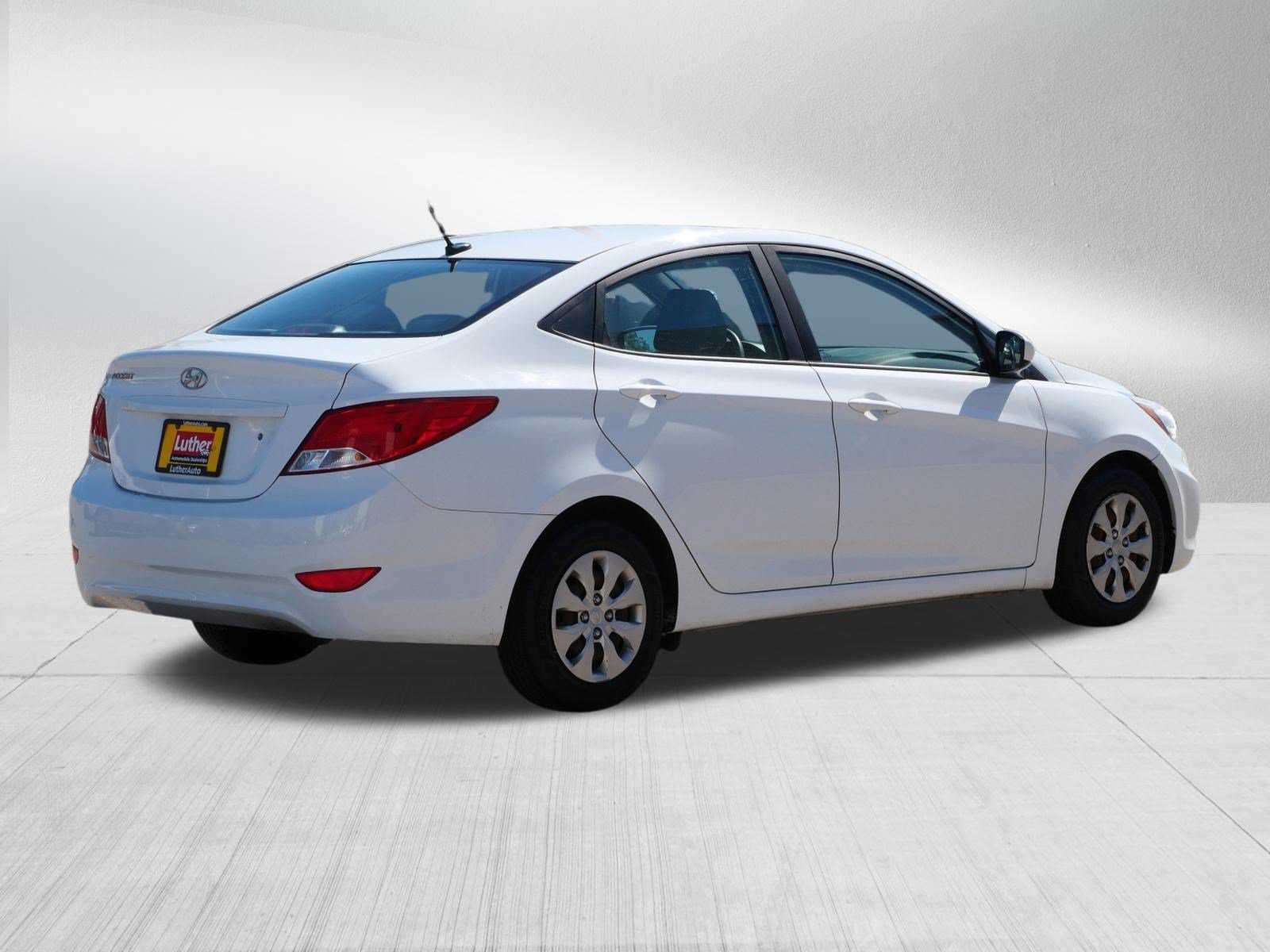 Used 2017 Century White Hyundai SE image 7