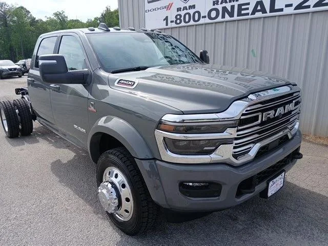 2026 RAM 4500 Big Horn 4X4 Crew Cab DRW 173" WB's photo