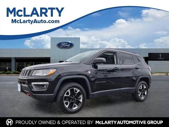 Used 2018 Black Jeep Trailhawk image 1