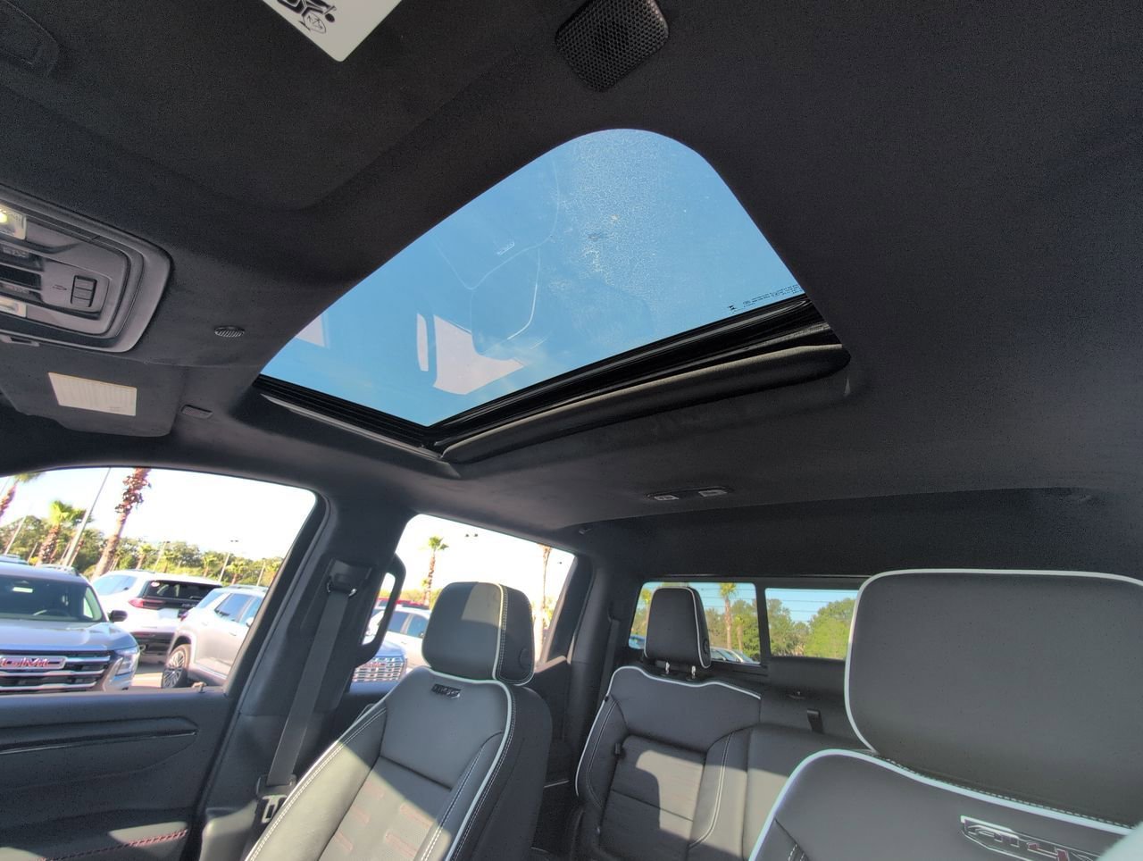 2026 GMC Sierra 1500 AT4X - Photo 19