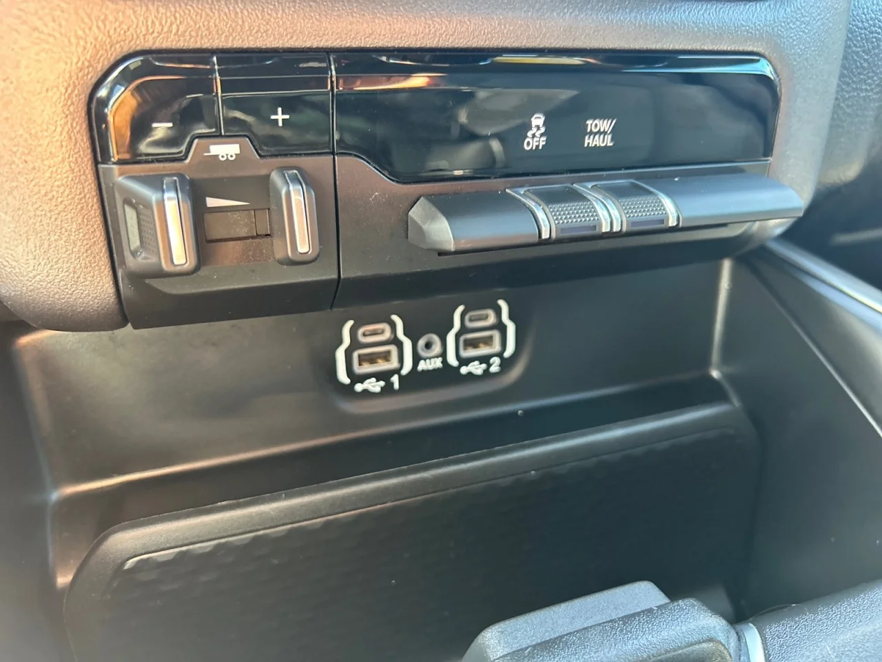 Used 2024 White Ram Big Horn image 13