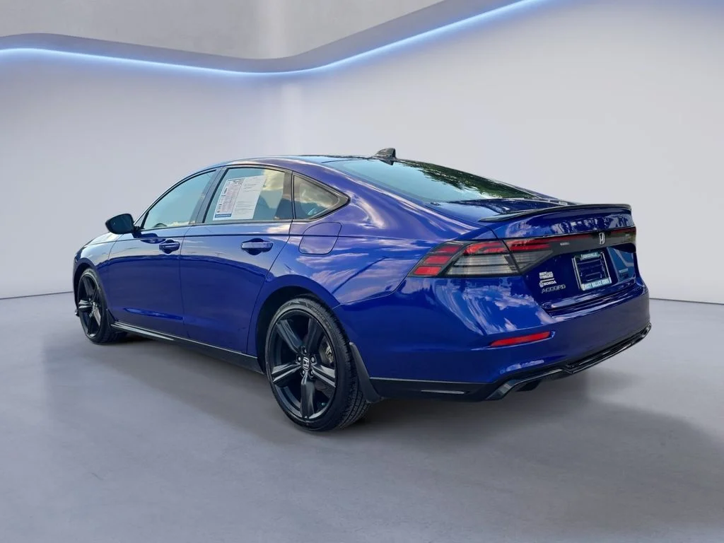 Used 2024  Honda Sport-L image 3