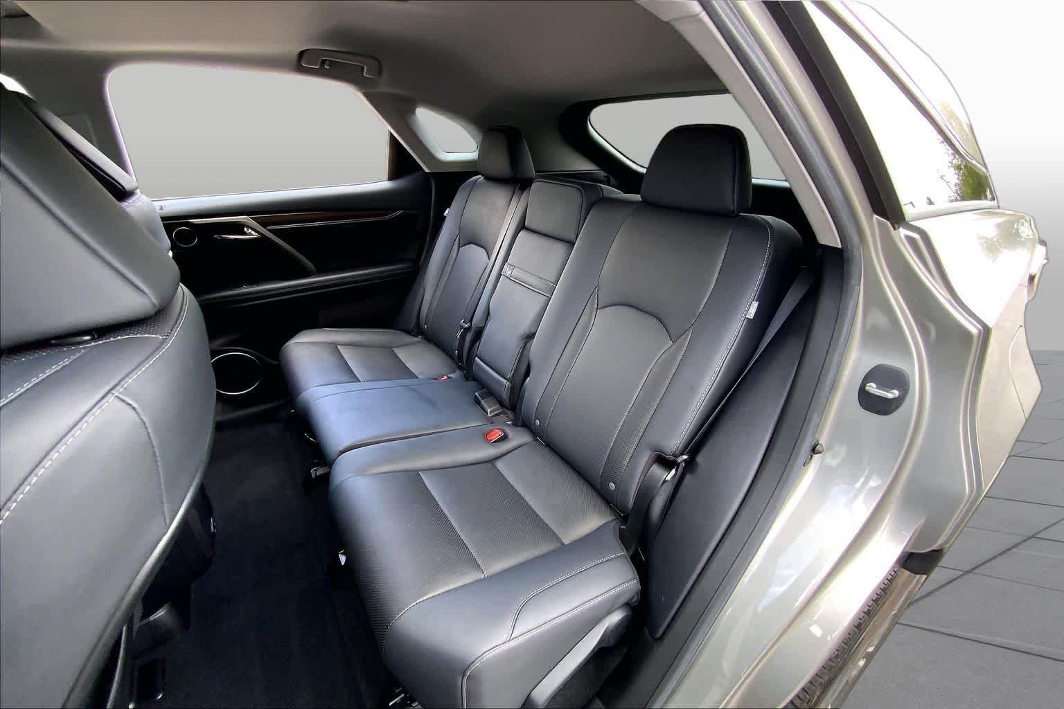 Used 2022 Atomic Silver Lexus  image 20