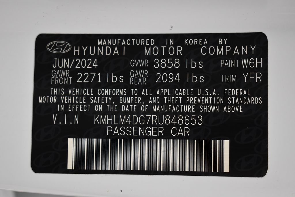 Used 2024 White Hyundai SEL image 35