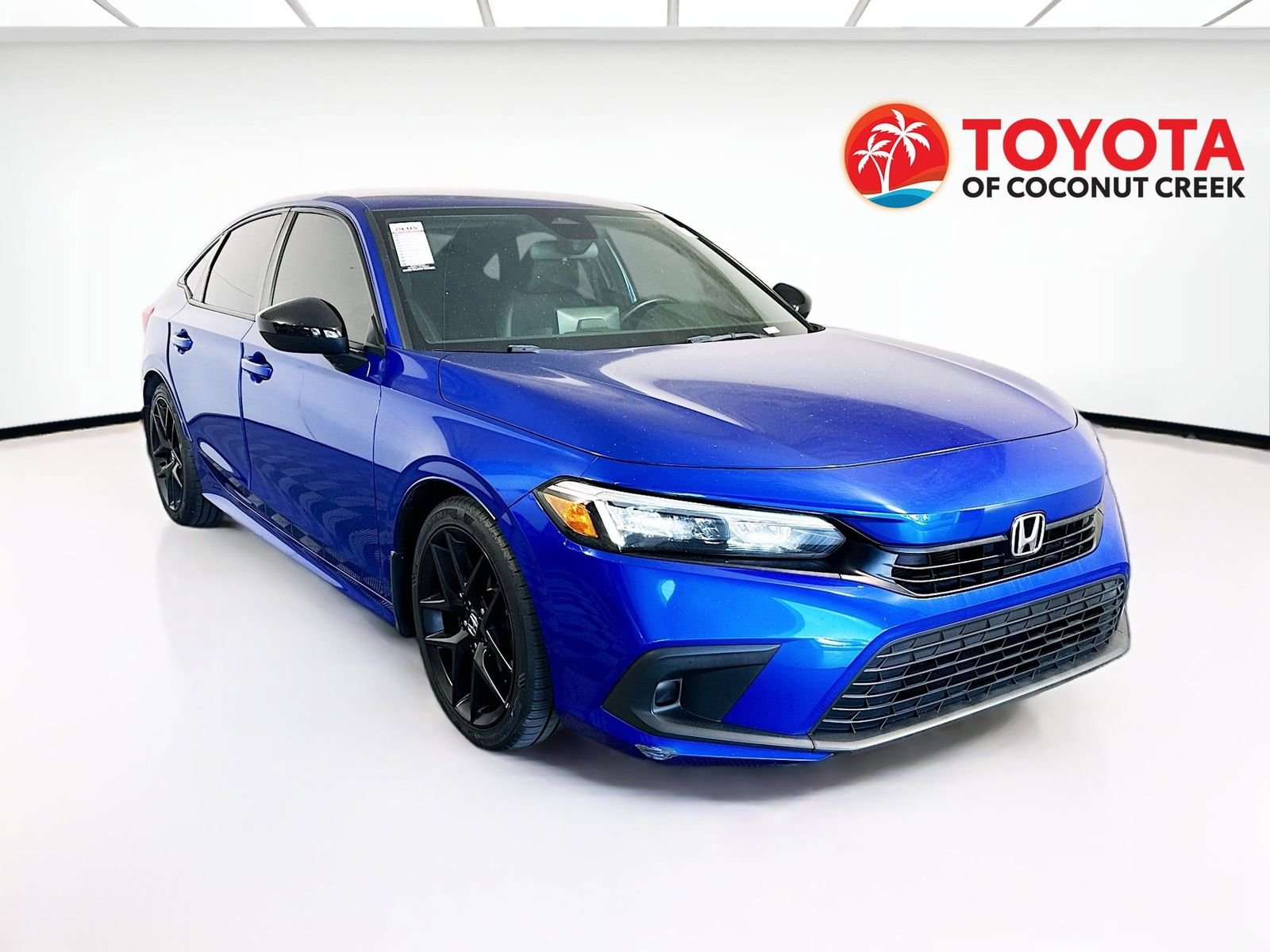 Used 2023  Honda Sport image 1
