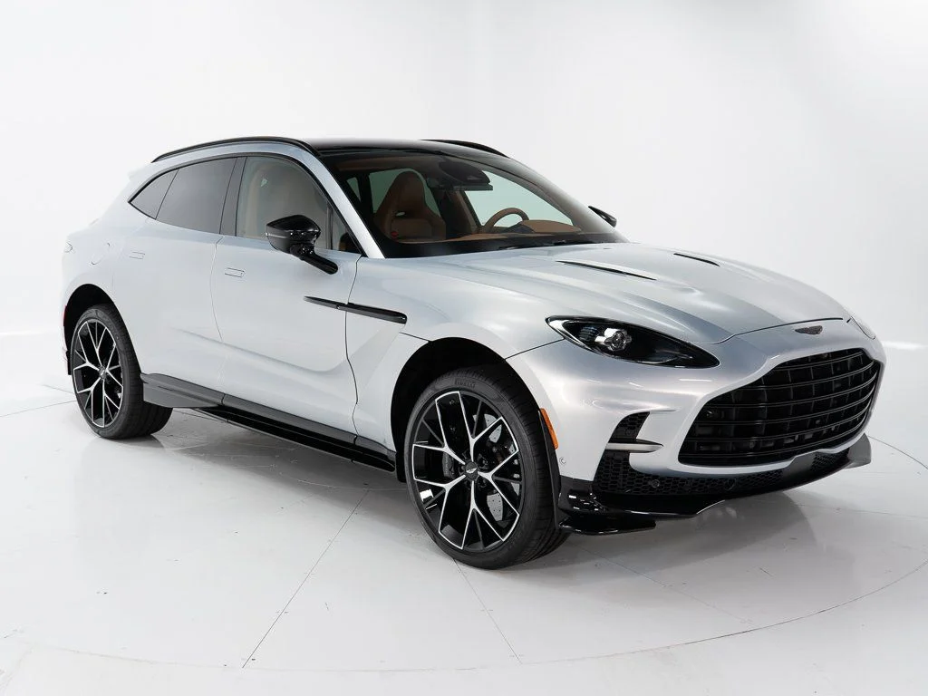 New 2026 Lightning Silver Aston Martin 707 image 7