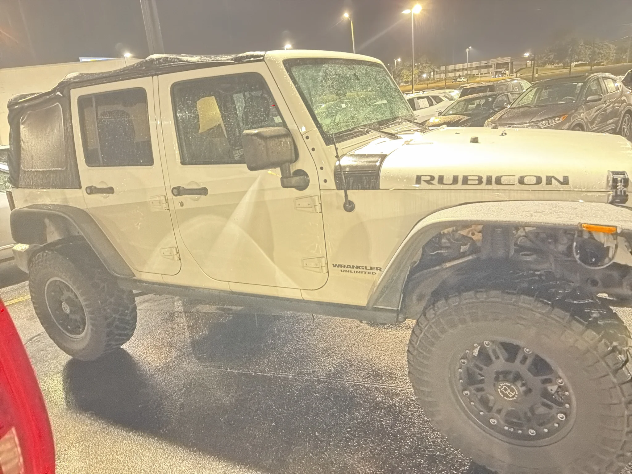 Used 2011 Bright White Clearcoat Jeep Rubicon image 13