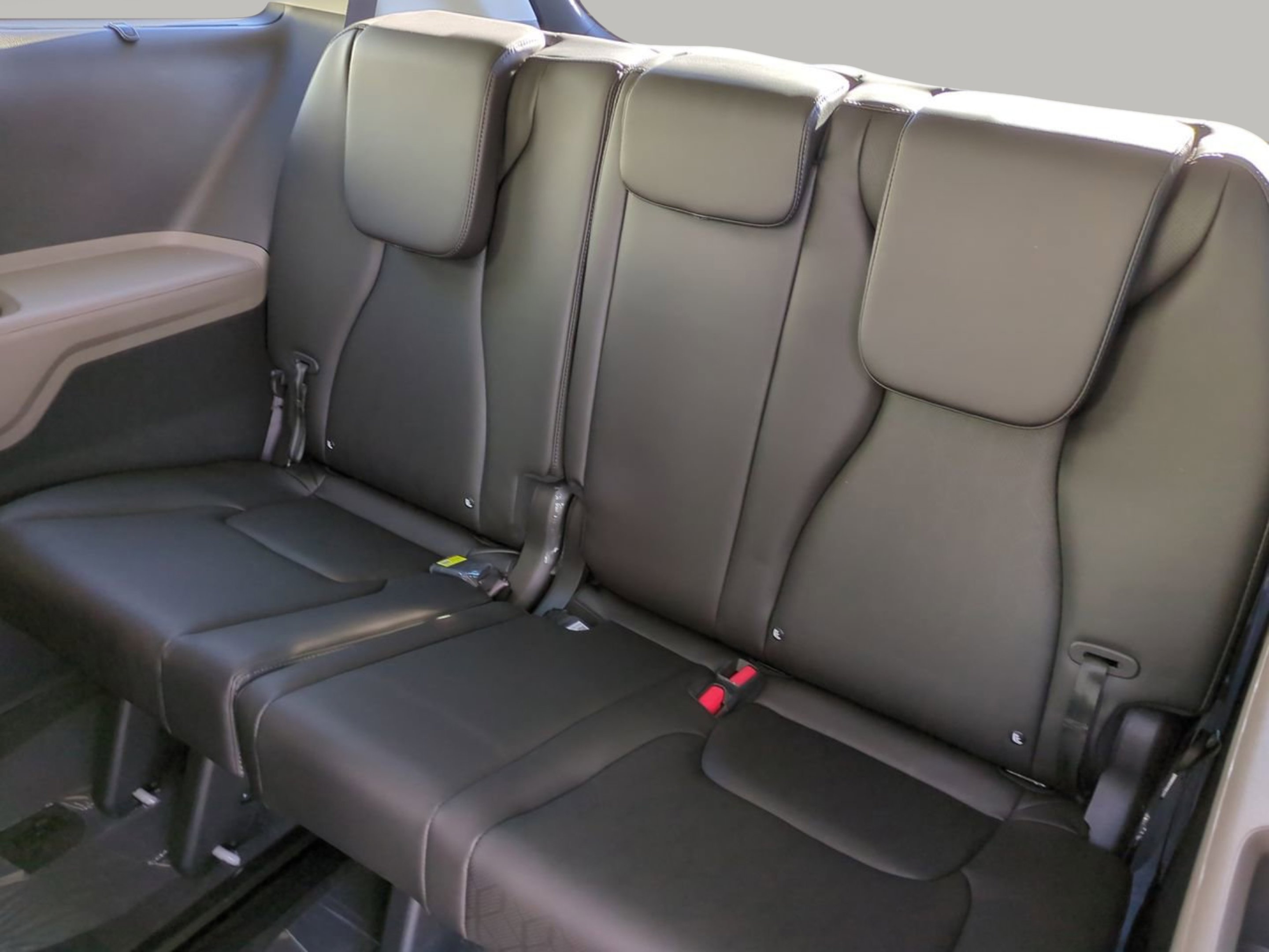 New 2026 Ivory Silver Kia EX image 18