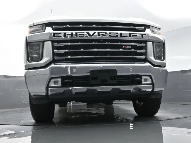 Used 2020 Silver Chevrolet LTZ image 45