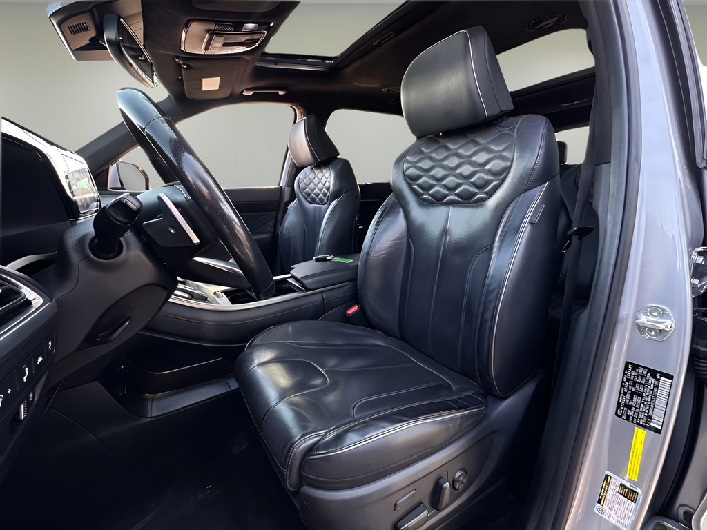 Used 2020 Silver Hyundai Limited image 6