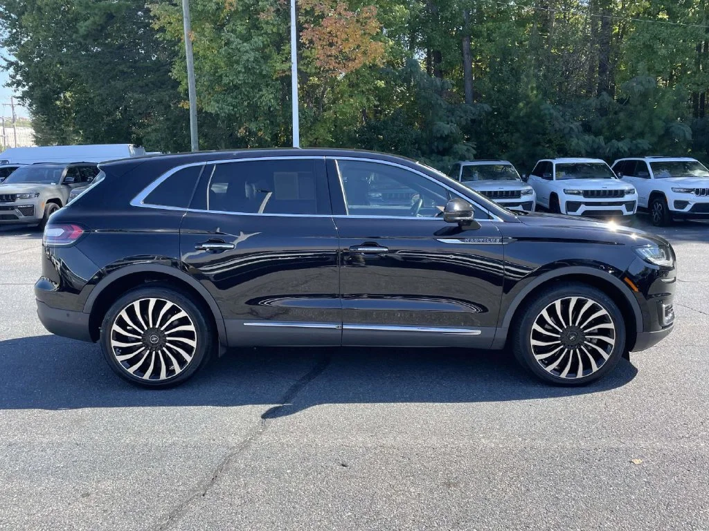 Used 2019 Black Lincoln Black Label image 9