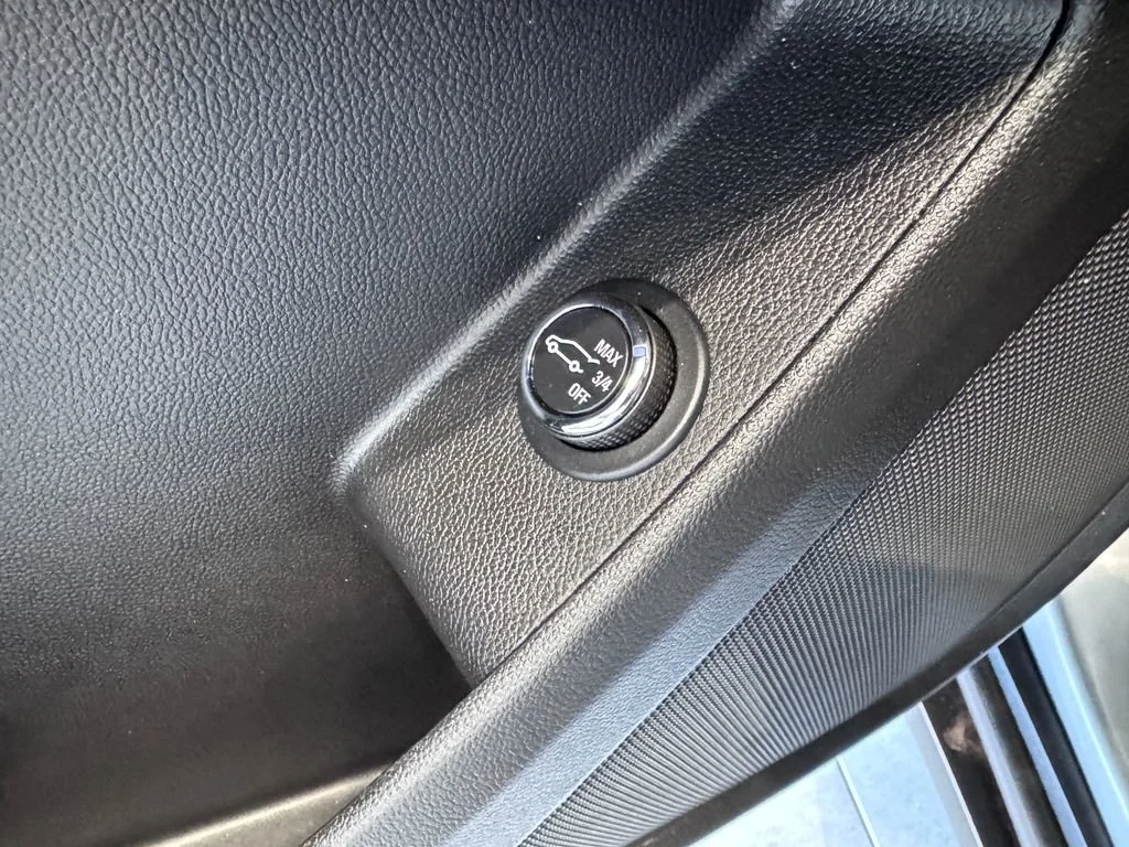 2023 Chevrolet Traverse 1LT - Photo 26