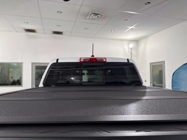 Used 2025 White Chevrolet Trail Boss image 9