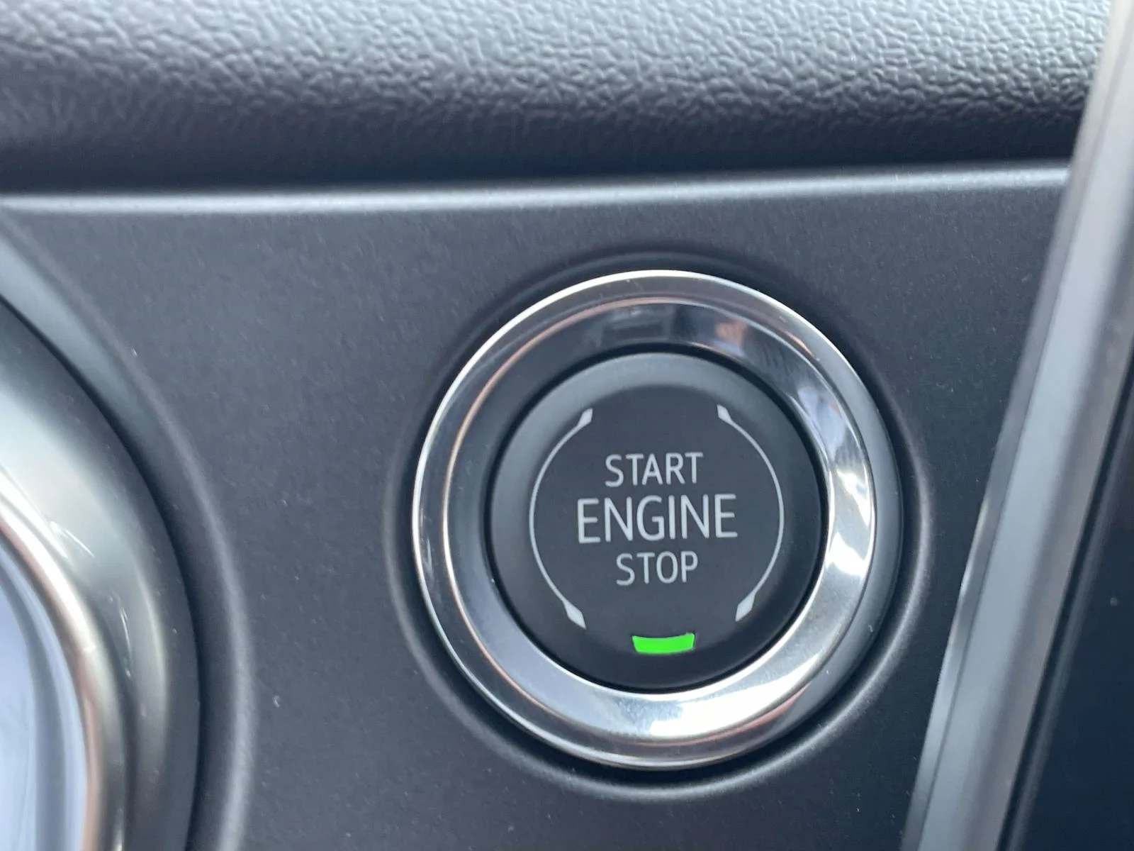 New 2026 Summit White Chevrolet 2LT image 27