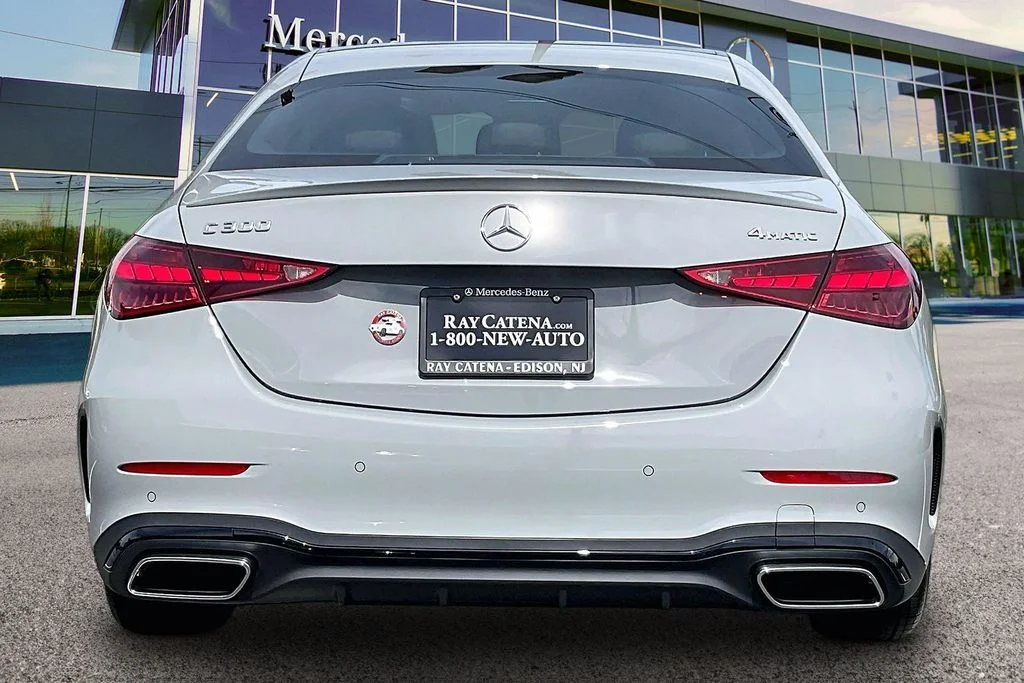 New 2026  Mercedes-Benz C 300 image 4