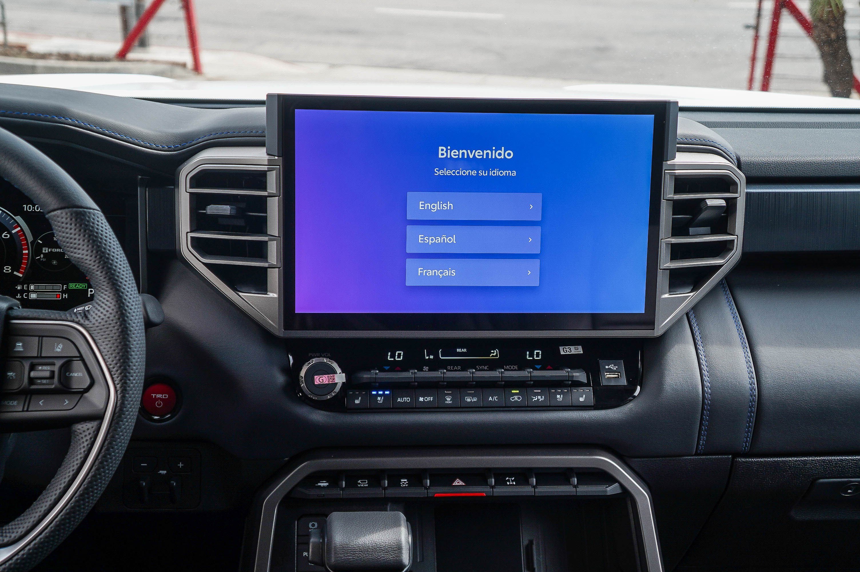 New 2026 Wind Chill Pearl <sup>1</sup> Toyota  Platinum image 14