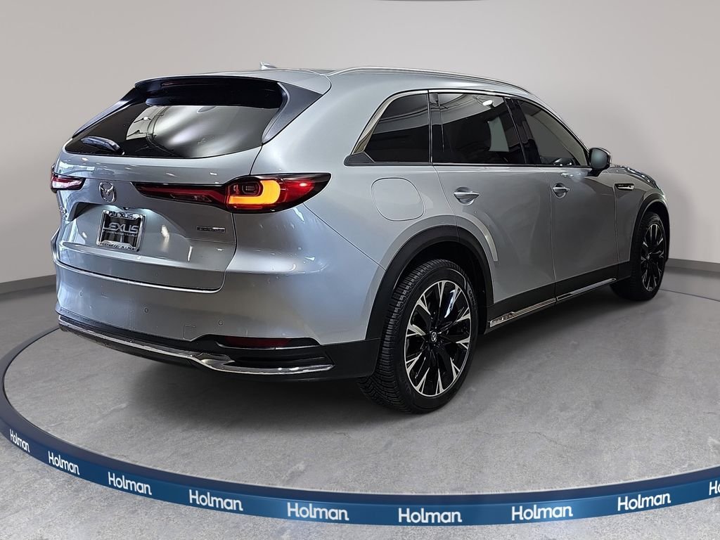 Used 2025 Silver Mazda Premium Plus image 6