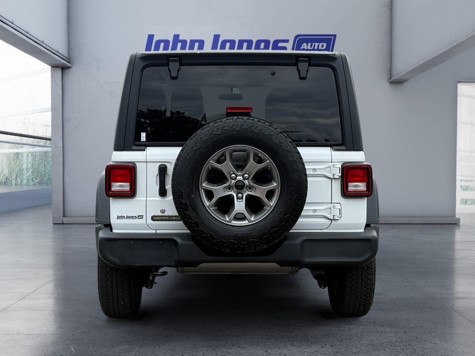 Used 2020 Bright White Clearcoat Jeep Freedom image 4