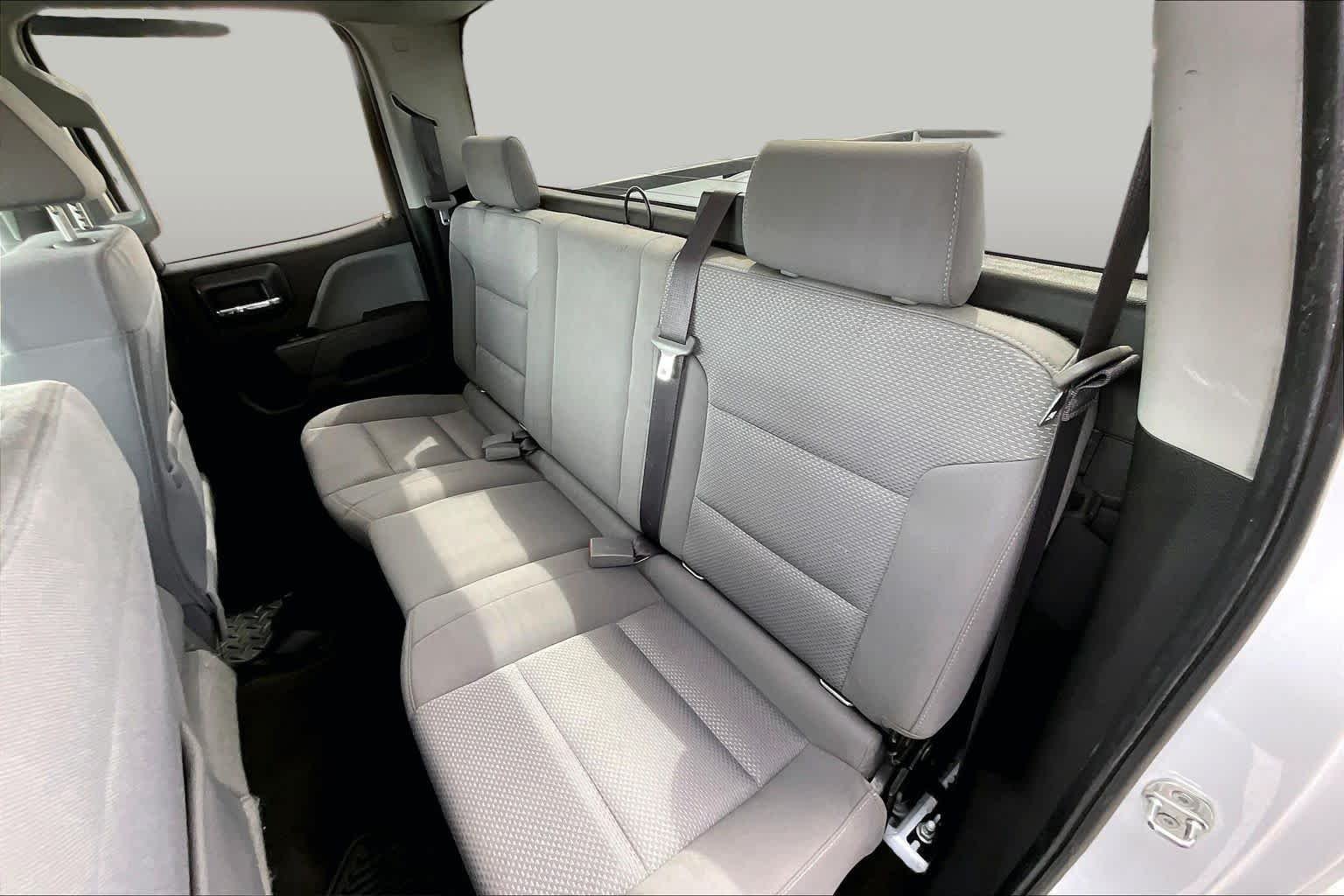 Used 2017 Summit White Chevrolet Custom image 21