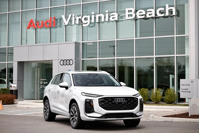 2026 Audi Q3 S line