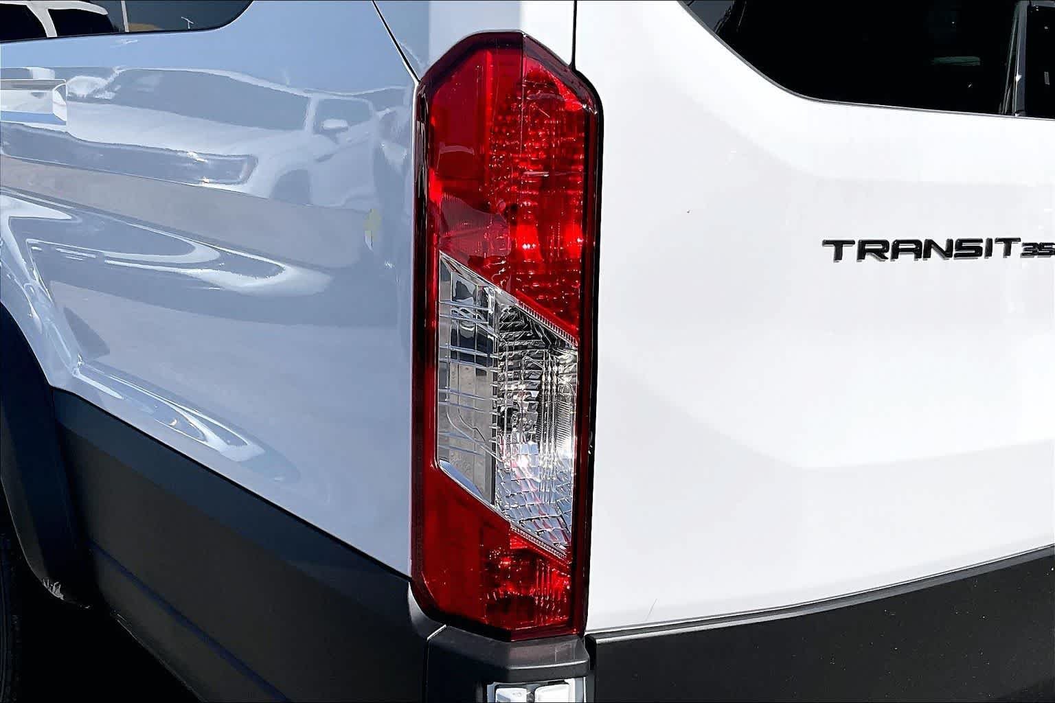 New 2026 Oxford White Ford Passenger Van XL image 11