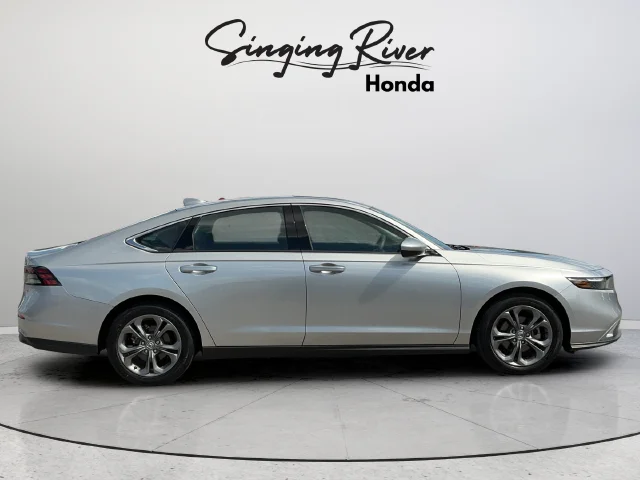 Used 2024 Solar Silver Metallic Honda EX image 8
