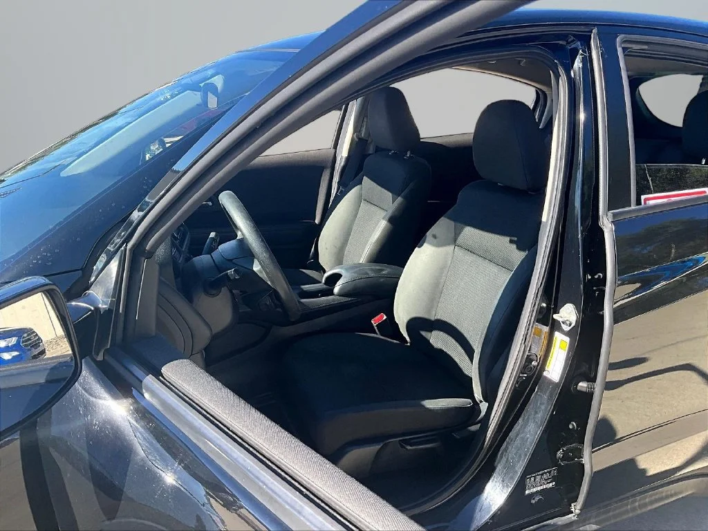 Used 2019 Black Honda LX image 23