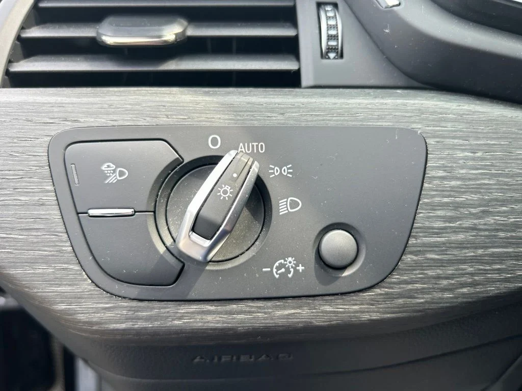 Used 2019 Black Audi Premium Plus image 20
